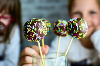 Kids Make & Take Spring Chocolate Pops